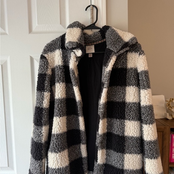 Plaid Sherpa Jacket - Picture 4 of 6